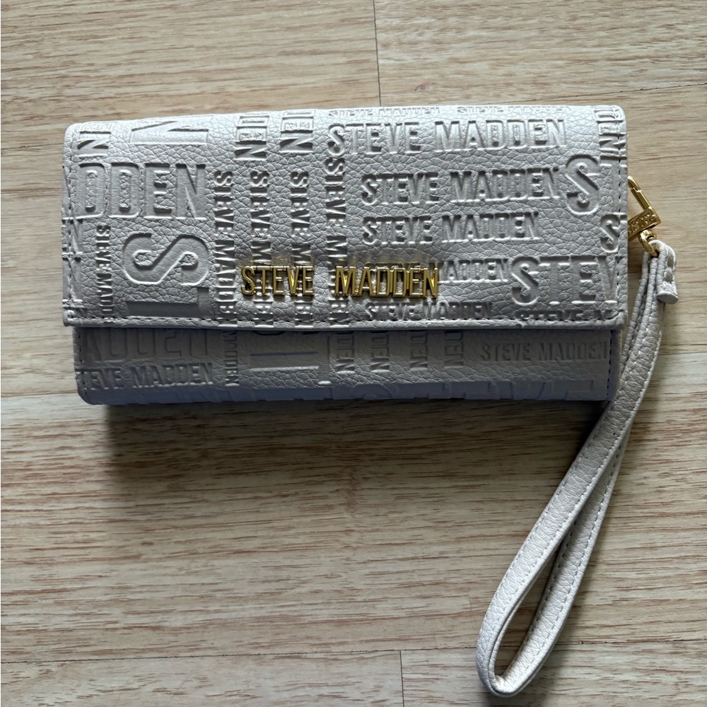 Steve Madden Embossed White Wristlet with Gold Logo